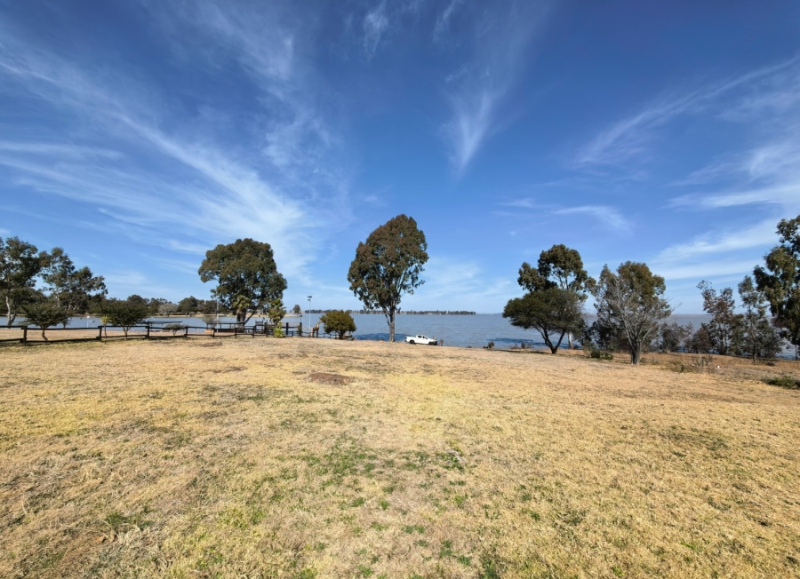 2 Bedroom Property for Sale in Oranjeville Free State